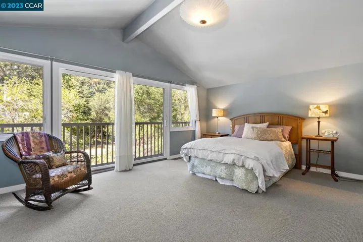 21 Donna Maria Way, Orinda, California 94563