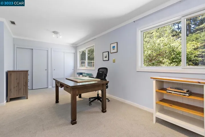 21 Donna Maria Way, Orinda, California 94563