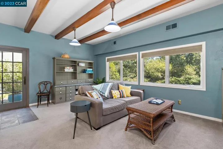 21 Donna Maria Way, Orinda, California 94563
