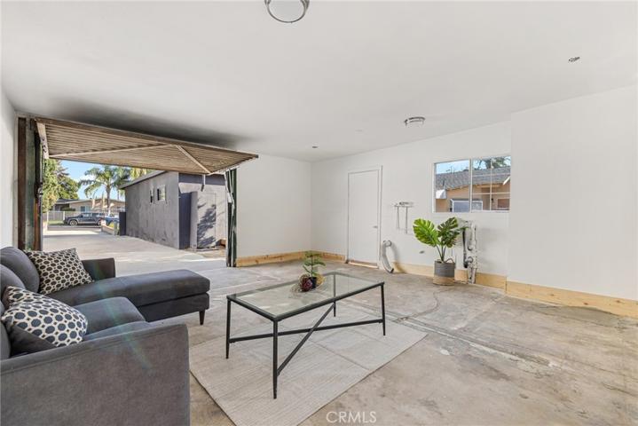 1115 Orange Grove Avenue, San Fernando, California 91340
