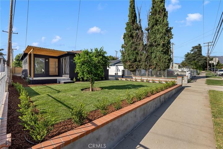 1115 Orange Grove Avenue, San Fernando, California 91340