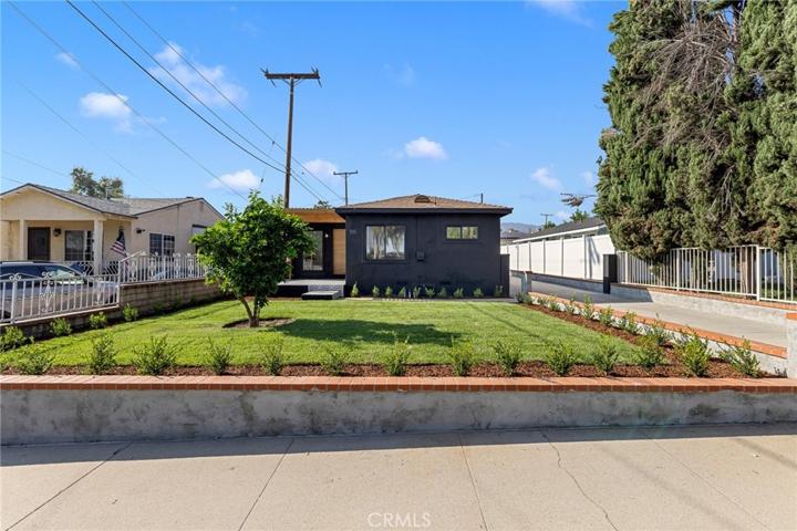 1115 Orange Grove Avenue, San Fernando, California 91340