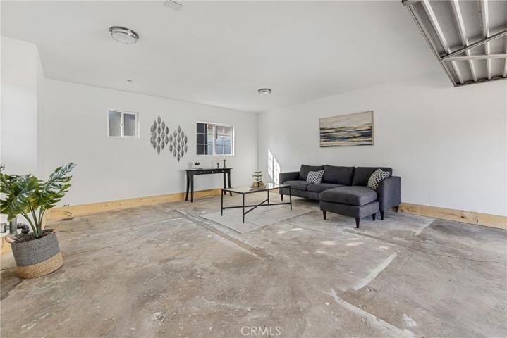 1115 Orange Grove Avenue, San Fernando, California 91340