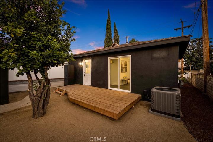 1115 Orange Grove Avenue, San Fernando, California 91340