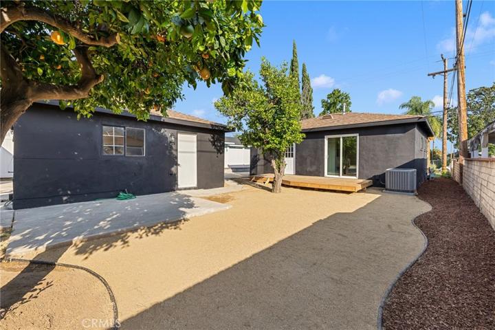1115 Orange Grove Avenue, San Fernando, California 91340
