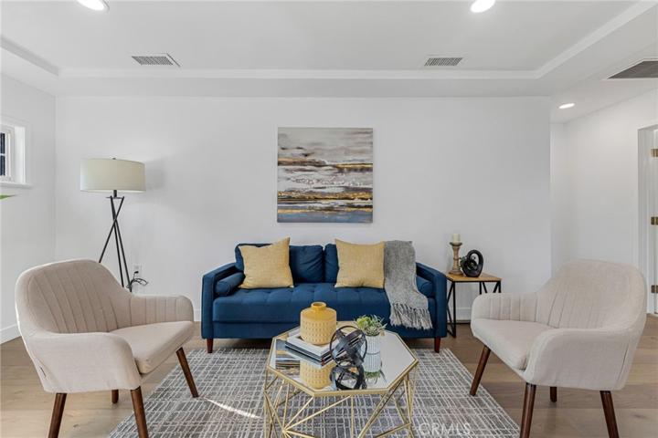 1115 Orange Grove Avenue, San Fernando, California 91340
