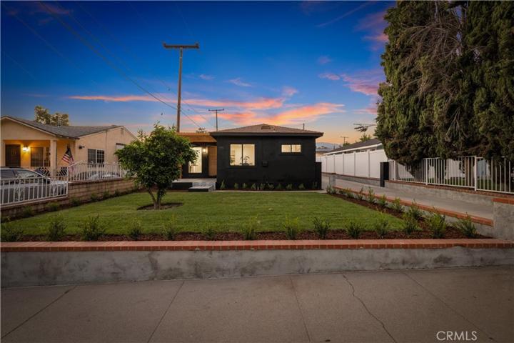 1115 Orange Grove Avenue, San Fernando, California 91340