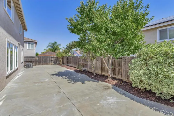 1067 Muir Creek Drive, Pittsburg, California 94565
