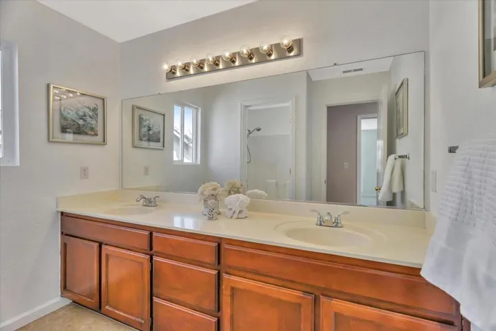 1067 Muir Creek Drive, Pittsburg, California 94565