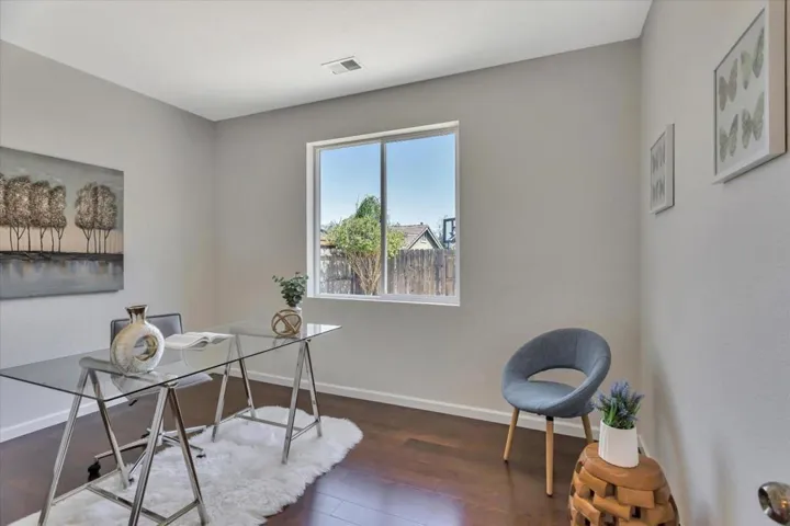 1067 Muir Creek Drive, Pittsburg, California 94565