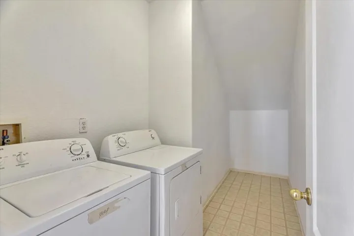 1067 Muir Creek Drive, Pittsburg, California 94565