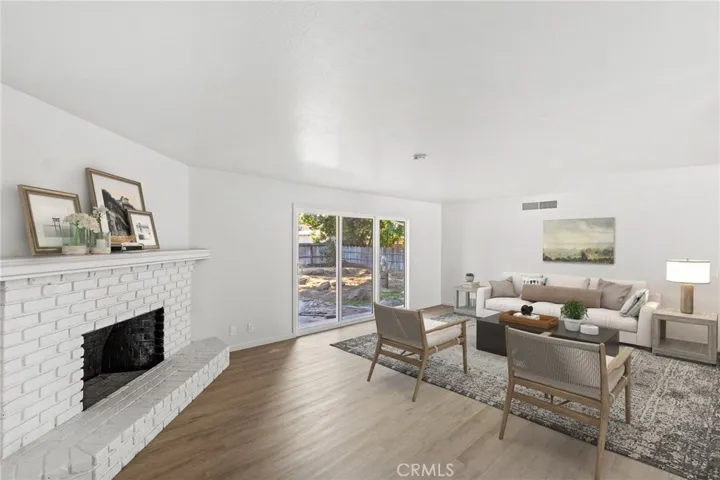 4018 E Garland Avenue, Fresno, California 93726