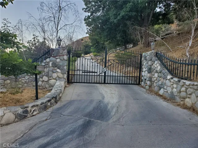 12017 Browns Canyon Road, Chatsworth, California 91311