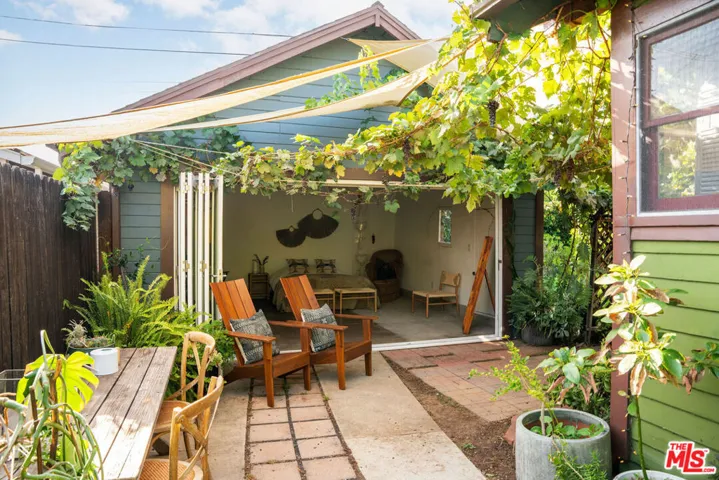 135 N San Marino Avenue, Pasadena, California 91107