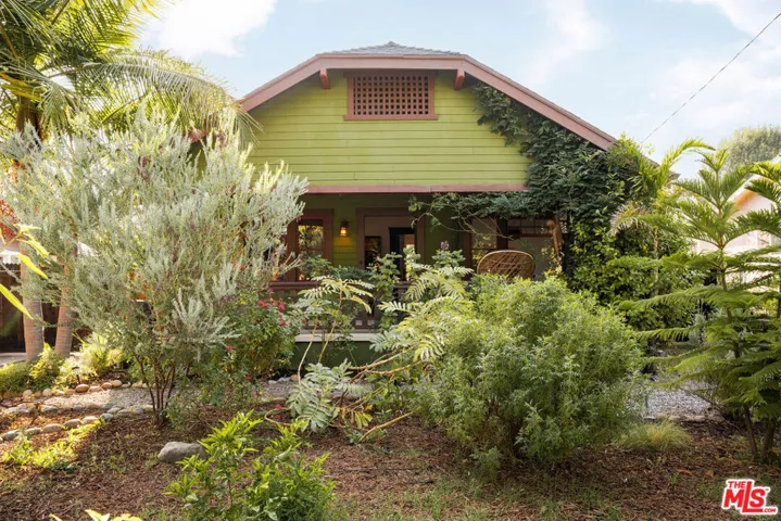 135 N San Marino Avenue, Pasadena, California 91107