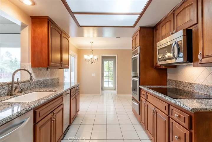 1632 Benita Marie, Redlands, California 92373