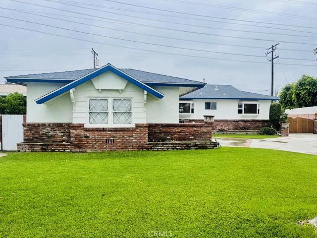 Front lawn with sprinkler system