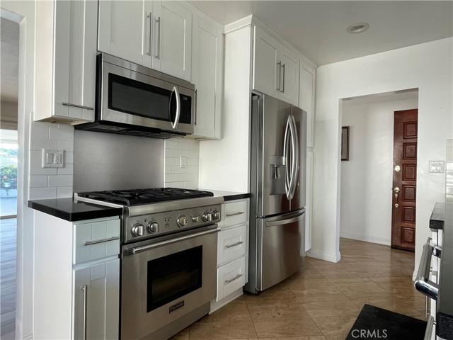 2158 W Pacific Avenue, Anaheim, California 92804