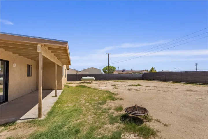 8472 Underwood Avenue, California City, California 93505