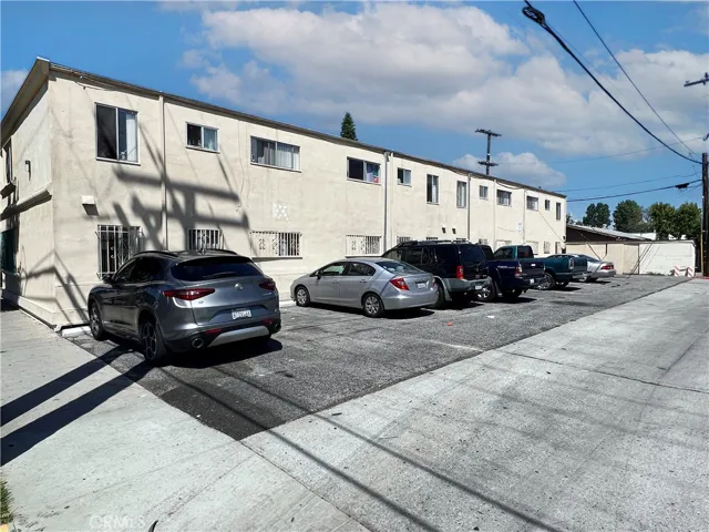 477 E South Street, Long Beach, California 90805