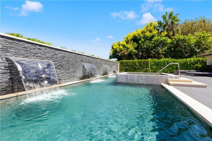 4255 Country Club Drive, Long Beach, California 90807