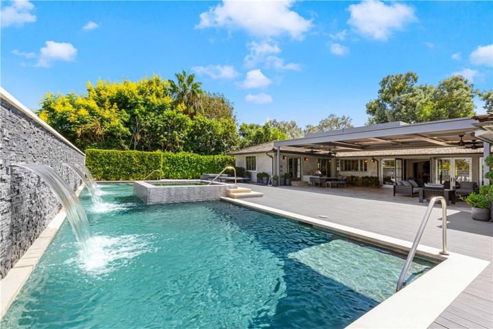 4255 Country Club Drive, Long Beach, California 90807