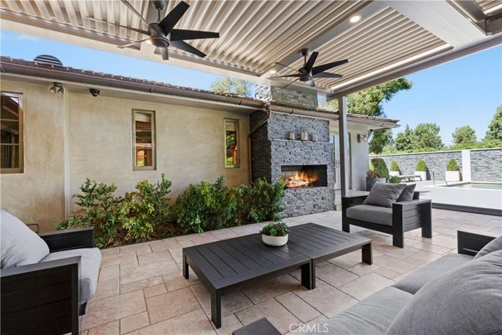 4255 Country Club Drive, Long Beach, California 90807