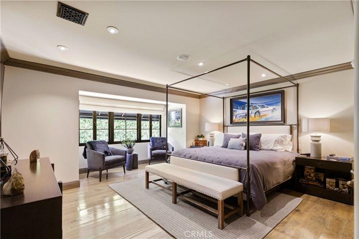 4255 Country Club Drive, Long Beach, California 90807