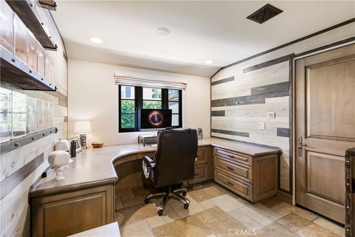 4255 Country Club Drive, Long Beach, California 90807