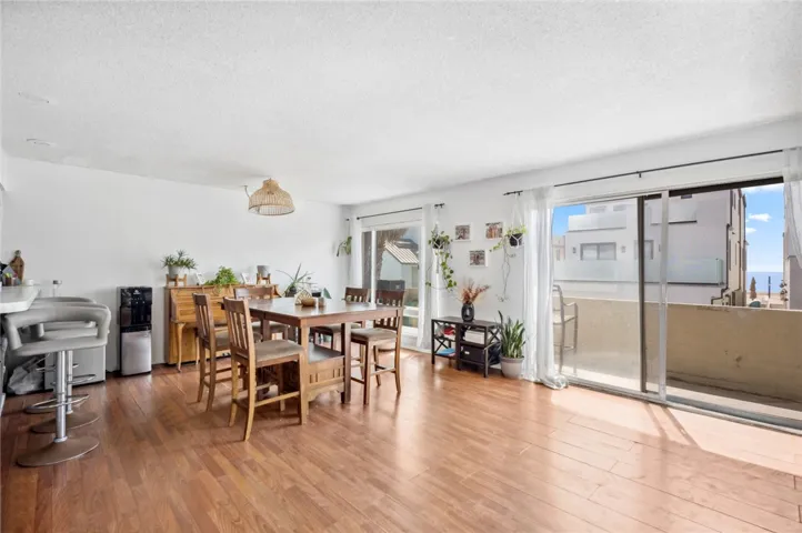 4908 Seashore Drive, Newport Beach, California 92663