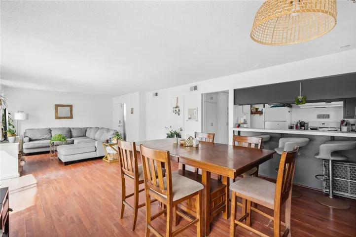 4908 Seashore Drive, Newport Beach, California 92663