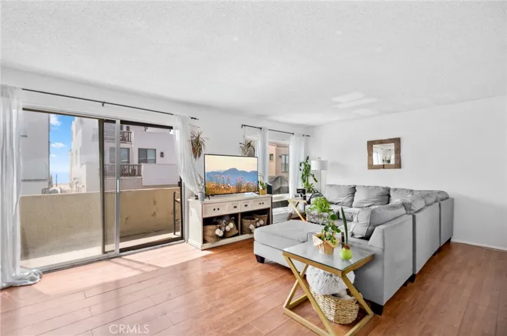 4908 Seashore Drive, Newport Beach, California 92663