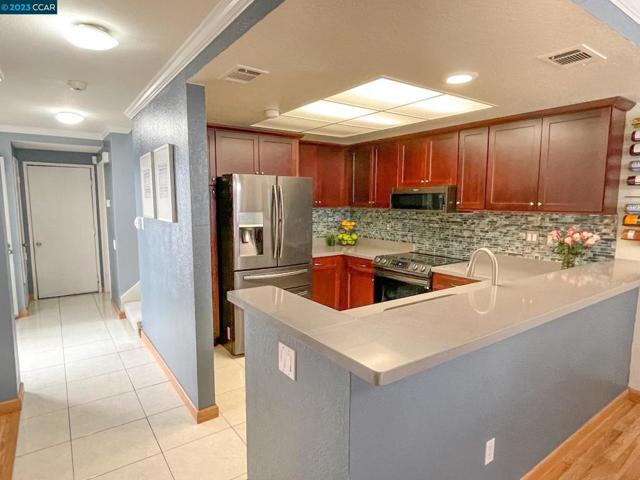 274 S Wildwood, Hercules, California 94547