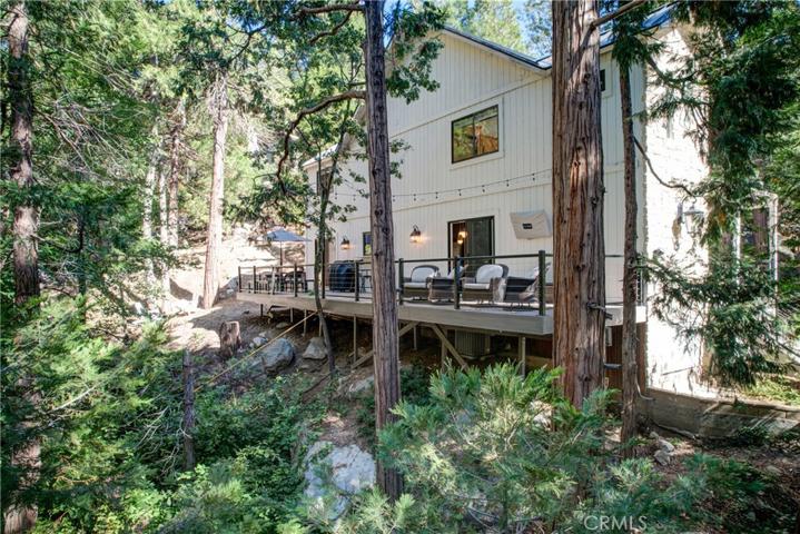 27470 Cedarwood Drive, Lake Arrowhead, California 92352