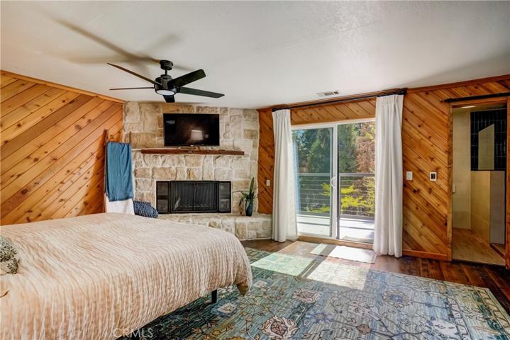 27470 Cedarwood Drive, Lake Arrowhead, California 92352