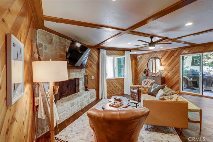 27470 Cedarwood Drive, Lake Arrowhead, California 92352