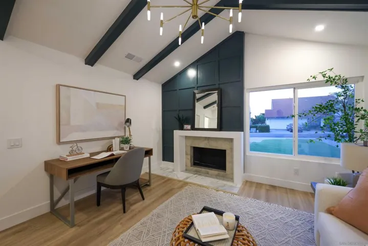 6243 Camino Corto, San Diego, California 92120
