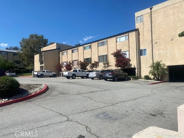 1725 Neil Armstrong Street Unit 113, Montebello, California 90640