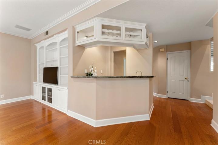 Wet bar