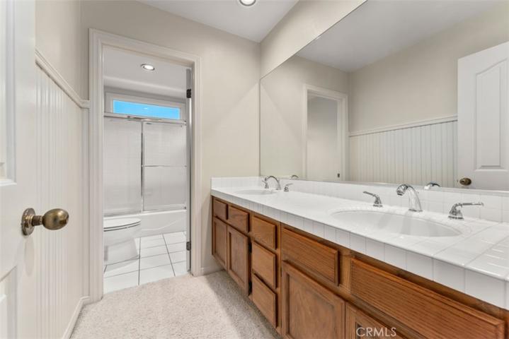 Upstairs bathroom #2