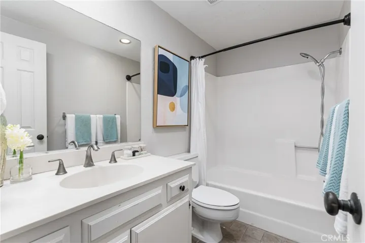 Upstairs Full Bath