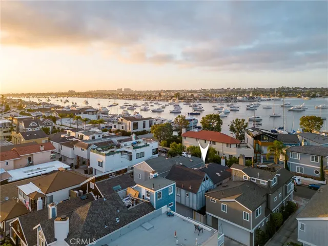 Incredible Newport Peninsula Location