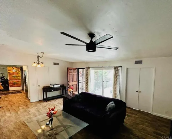 2548 S Granada Ave, Spring Valley, California 91977