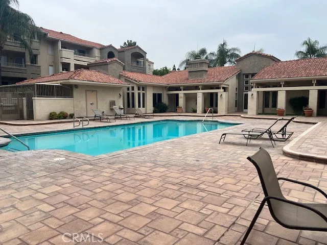 HOA pool