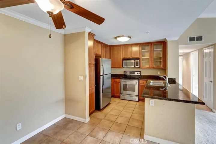 Dining Room looking into Kitchen
