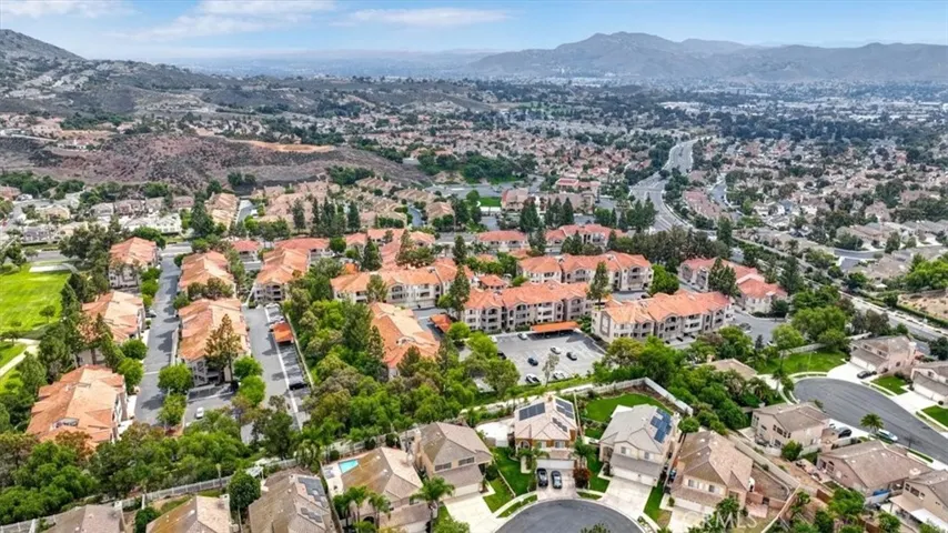 1965 Las Colinas Circle Unit 308, Corona, California 92879
