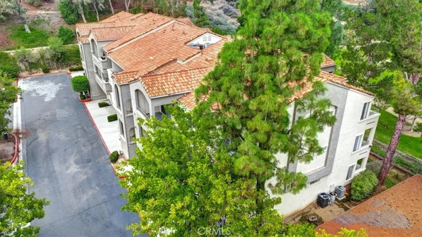 1965 Las Colinas Circle Unit 308, Corona, California 92879