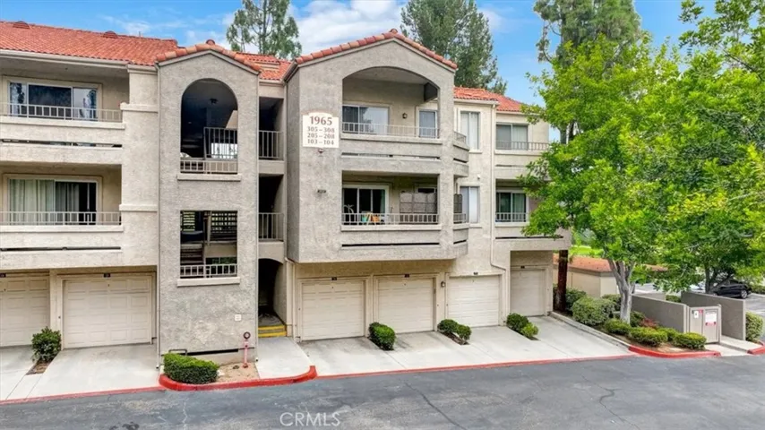 1965 Las Colinas Circle Unit 308, Corona, California 92879