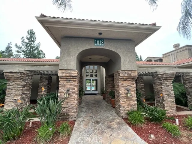 1965 Las Colinas Circle Unit 308, Corona, California 92879