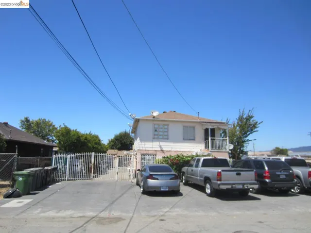 715 Louisiana Street, Oakland, California 94603